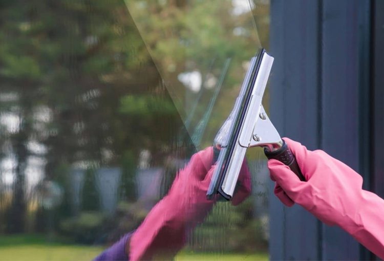 mycie okien dla firm trojmiasto